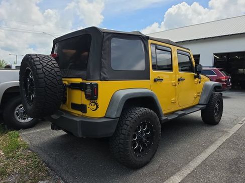 Used 2011 Jeep Wrangler Unlimited Sport AWD/4WD image 3