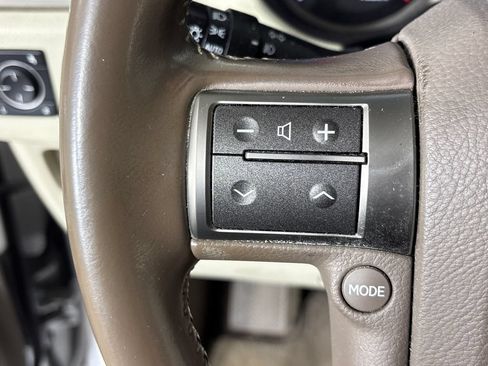 Used 2016 Lexus GX 460 w/ Premium Package AWD/4WD image 19