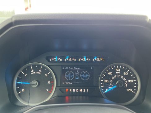 Used 2017 Ford F150 XLT w/ Equipment Group 302A Luxury image 29