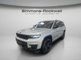 Used 2023 Jeep Grand Cherokee L Laredo AWD/4WD video 1