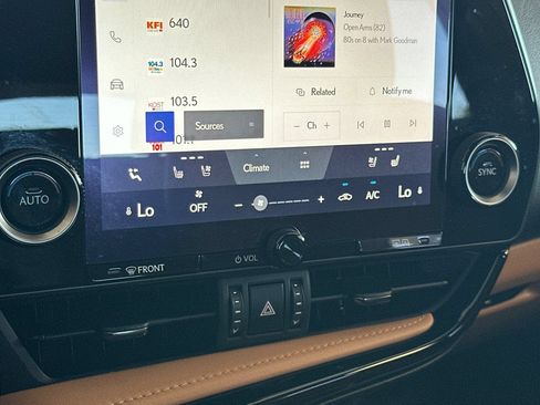 Certified 2025 Lexus NX 250 FWD w/ Premium Package image 17