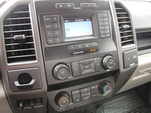 Used 2022 Ford F550 2WD Regular Cab Super Duty image 21
