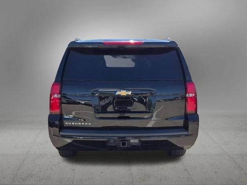 Used 2019 Chevrolet Suburban LT AWD/4WD image 5