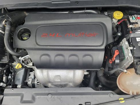 Used 2019 Jeep Compass Trailhawk AWD/4WD image 30