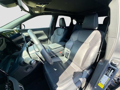 Used 2023 Lexus RX 350 w/ Accessory Package (Z1) AWD/4WD image 11
