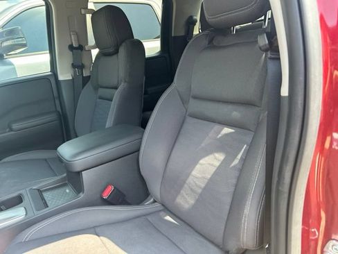 Used 2024 Nissan Frontier SV w/ SV Convenience Package RWD image 33