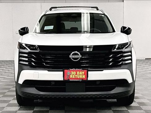 New 2026 Nissan Kicks SV w/ Cold Weather Package AWD/4WD image 17