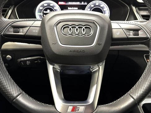 Used 2023 Audi Q5 e Prestige w/ Prestige Package image 18
