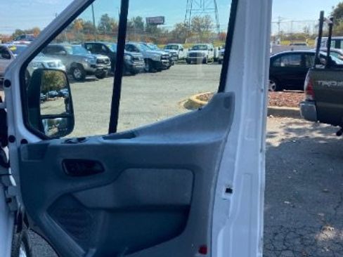 Used 2016 Ford Transit 350 XL image 14