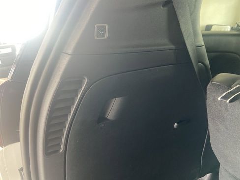 New 2026 Chrysler Pacifica Select image 19