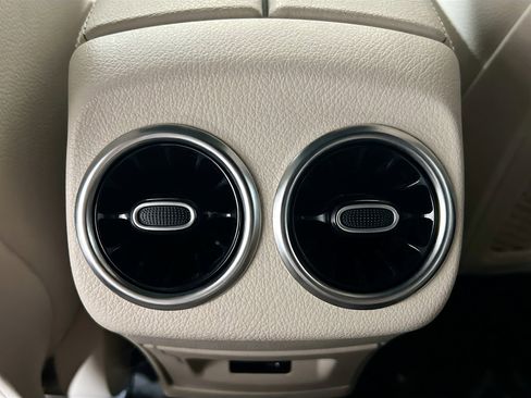 Used 2022 Mercedes-Benz A 220 image 17