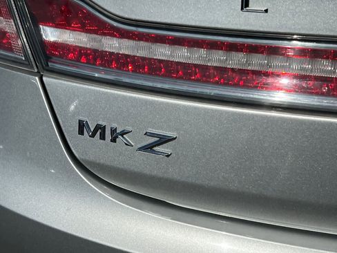 Used 2018 Lincoln MKZ Reserve image 7