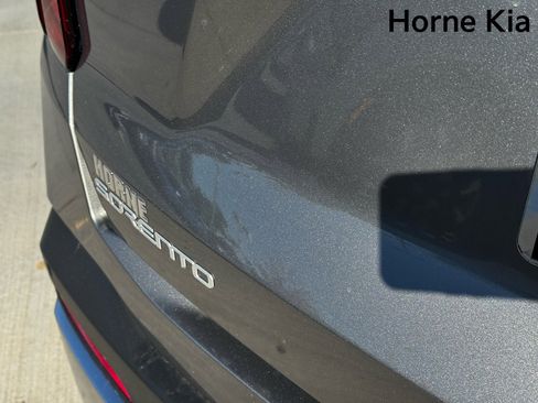 New 2026 Kia Sorento EX image 9