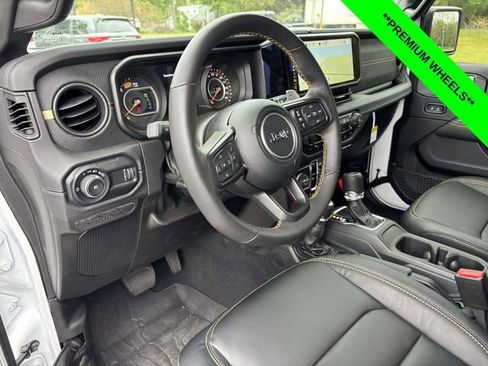 Used 2025 Jeep Wrangler Unlimited Rubicon 392 AWD/4WD image 8