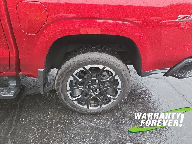 Used 2026 Chevrolet Colorado Z71 w/ Technology Package AWD/4WD image 21