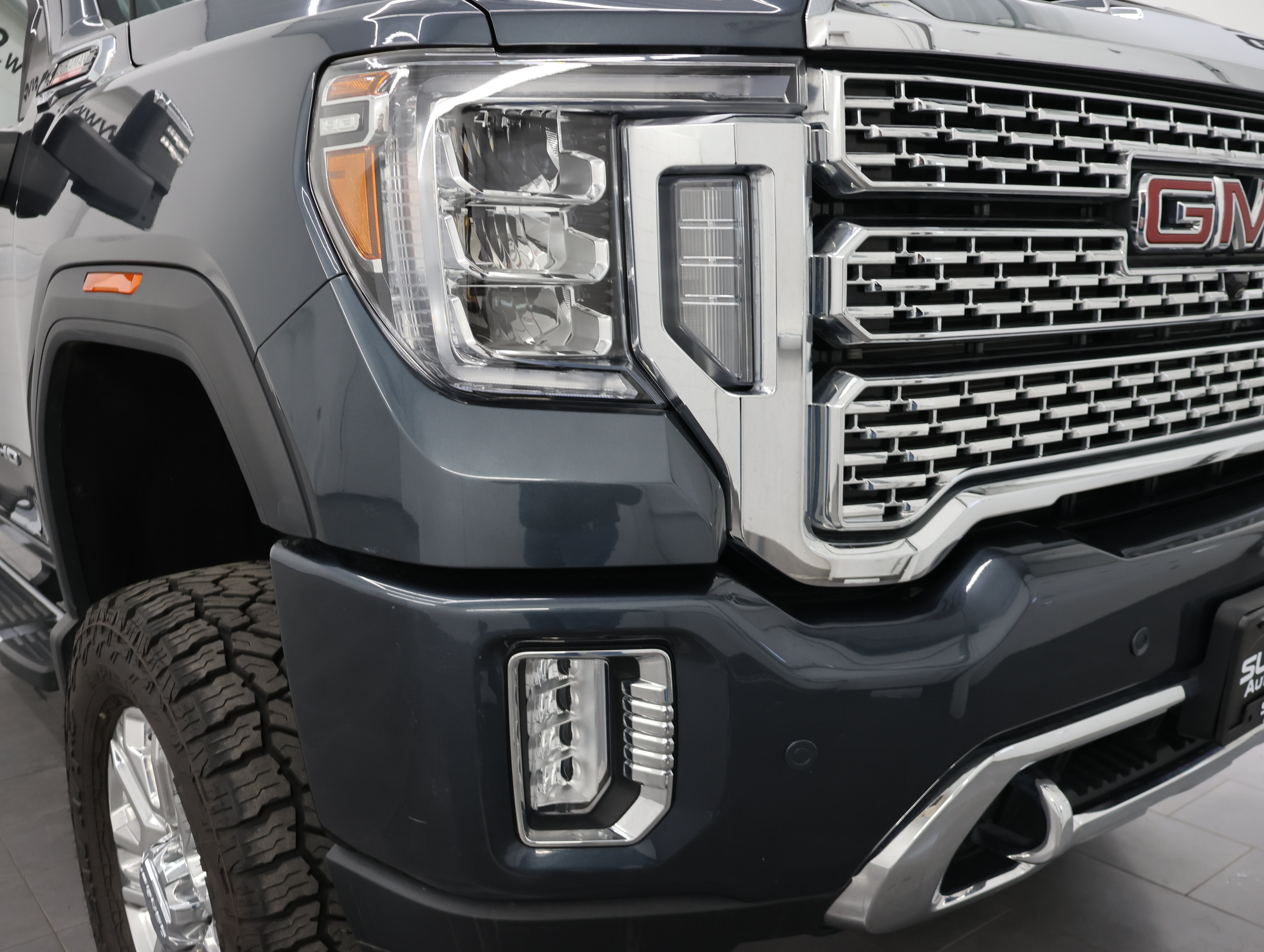 Used 2020 GMC Sierra 2500 Denali w/ Denali Ultimate Package AWD/4WD image 28