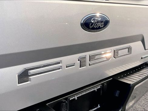 Used 2019 Ford F150 XLT w/ Equipment Group 302A Luxury image 8