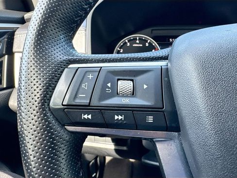 Used 2024 Mitsubishi Outlander SE AWD/4WD image 11