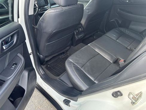 Used 2019 Subaru Outback 2.5i Limited AWD/4WD image 10