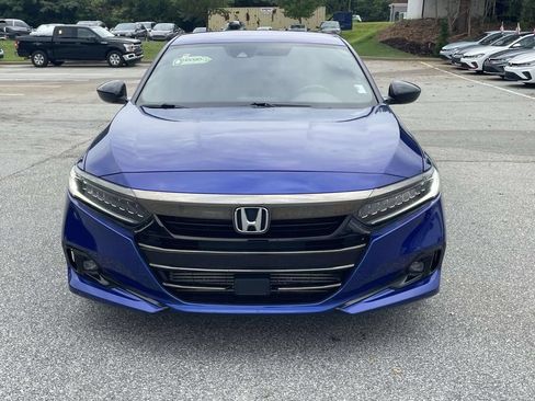 Used 2021 Honda Accord Sport image 2