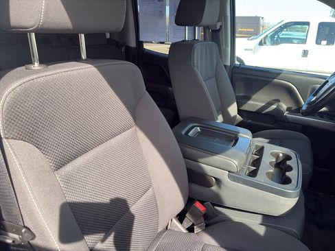 Used 2018 Chevrolet Silverado 1500 LT w/ All Star Edition image 24