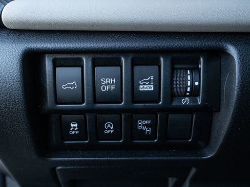 Used 2024 Subaru Forester Limited image 23