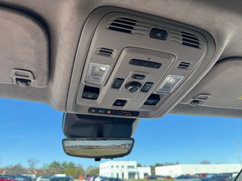 Certified 2021 Cadillac Escalade ESV Premium Luxury Platinum w/ Heavy-Duty Trailer Package image 23