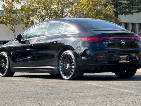 New 2026 Mercedes-Benz EQE 320 4MATIC Sedan image 3