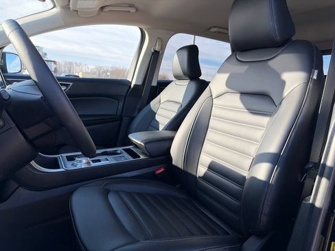 Used 2024 Ford Edge SEL w/ Convenience Package AWD/4WD image 16