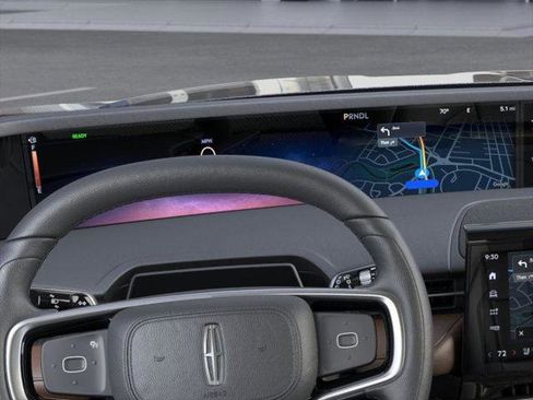 New 2026 Lincoln Nautilus Reserve image 13