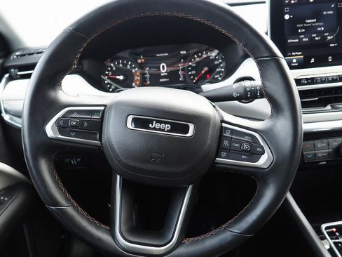 Used 2022 Jeep Compass Limited image 18