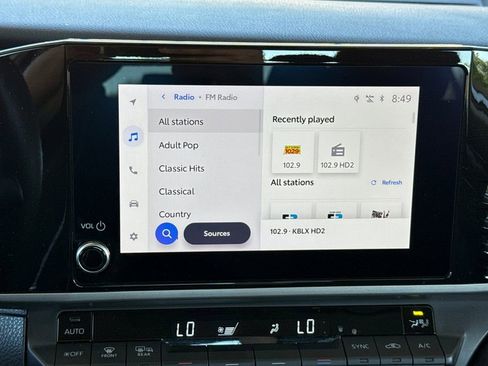 Used 2025 Toyota Camry LE image 27