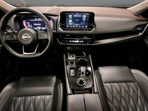 Used 2022 Nissan Rogue Platinum w/ Head-Up Display Package image 7