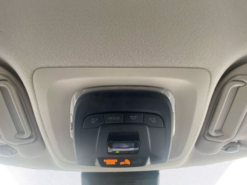 Used 2023 Toyota Corolla LE FWD image 25