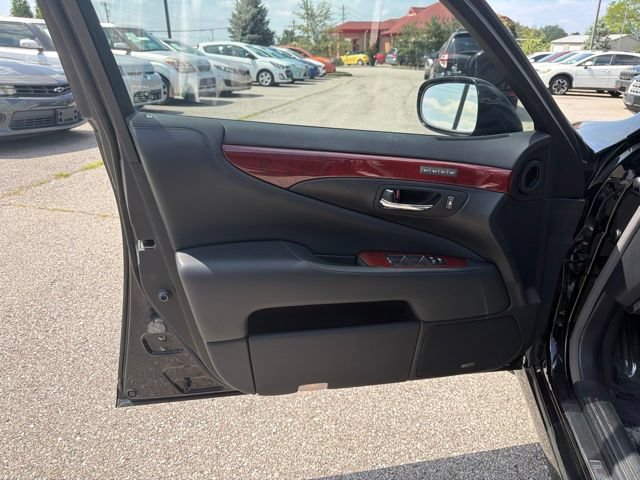 Used 2007 Lexus LS 460 L RWD image 16