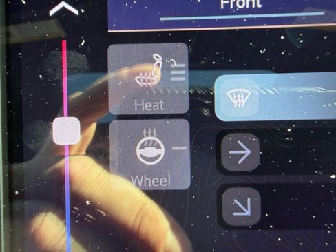 Used 2024 Jeep Grand Cherokee L Laredo w/ Luxury Tech Group I image 28