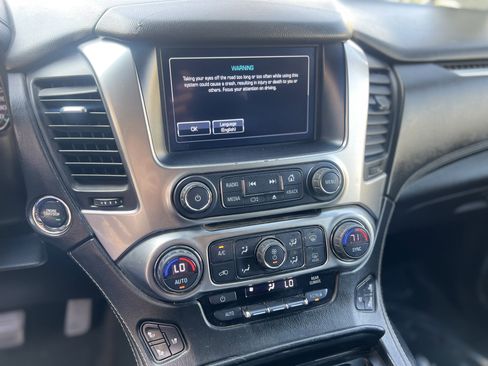 Used 2017 Chevrolet Suburban Premier image 40