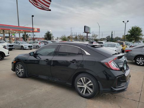 Used 2021 Honda Civic LX image 5