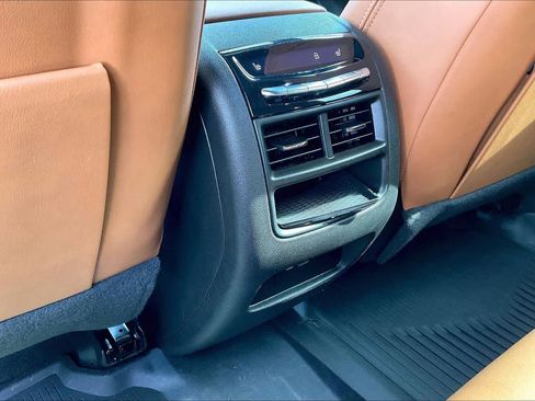 Used 2023 Cadillac XT5 Premium Luxury image 32