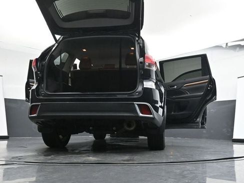 Used 2019 Toyota Highlander Limited image 39