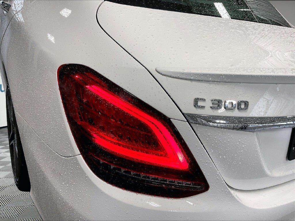 Used 2020 Mercedes-Benz C 300 4MATIC Sedan image 34