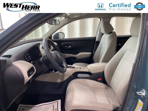 Certified 2023 Honda HR-V LX image 17