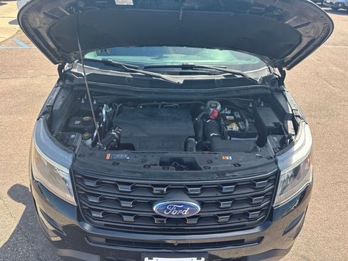 Used 2017 Ford Explorer Sport w/ Equipment Group 401A AWD/4WD image 45