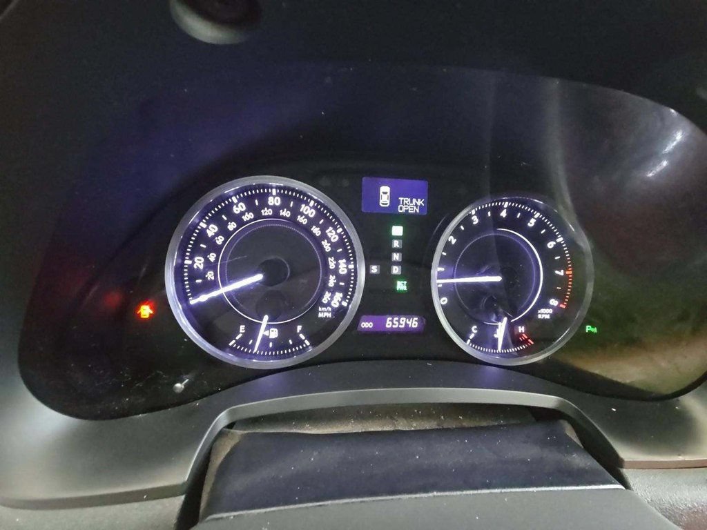 Used 2013 Lexus IS 250C w/ Luxury Pkg RWD image 14