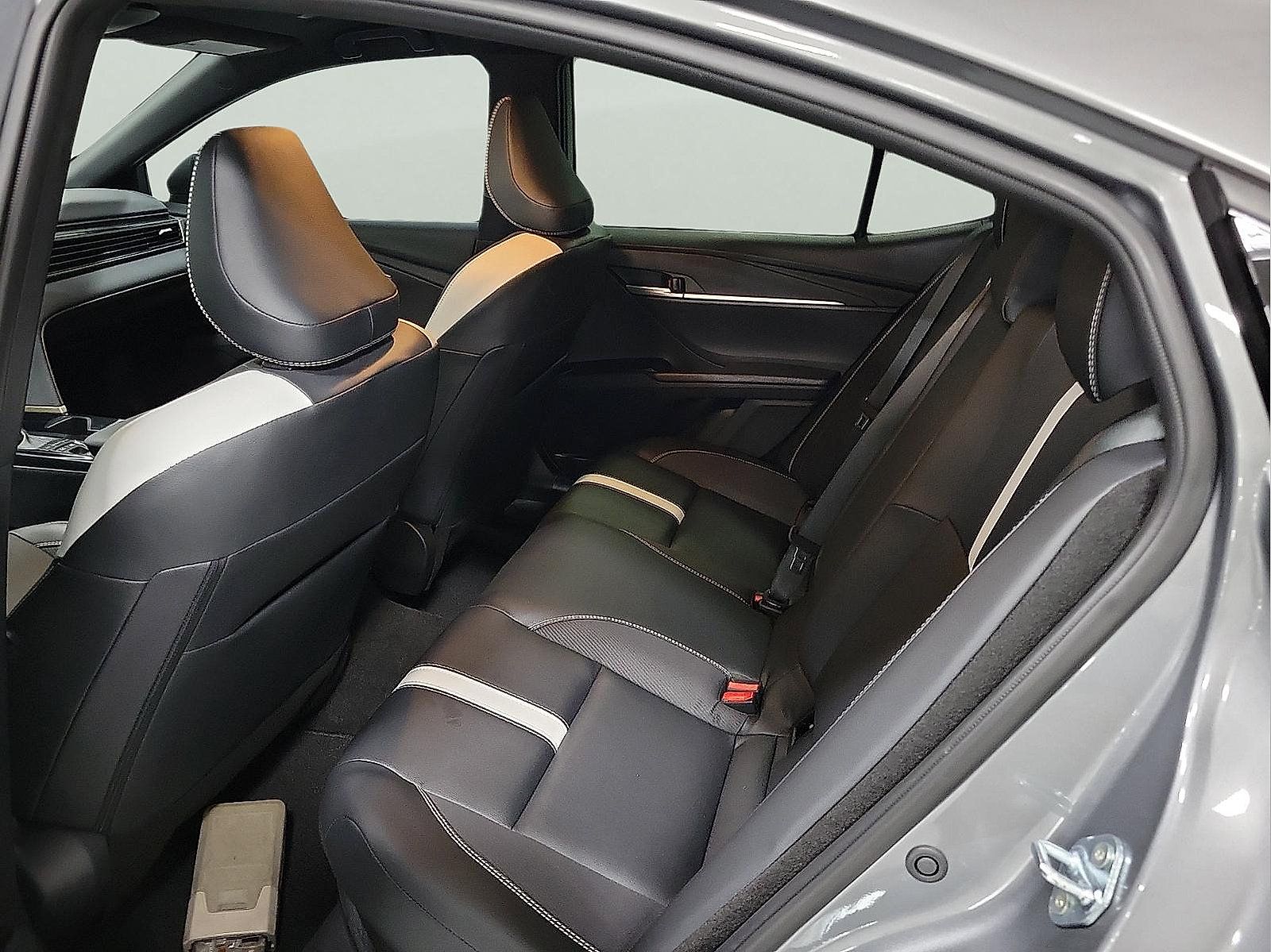 Certified 2026 Toyota Camry SE FWD image 8