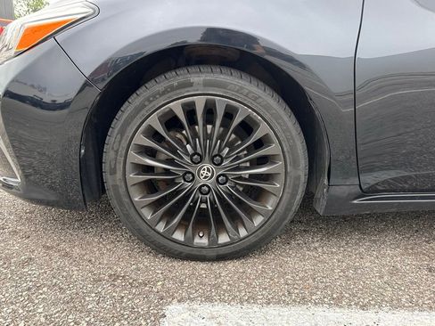 Used 2016 Toyota Avalon Touring FWD image 32