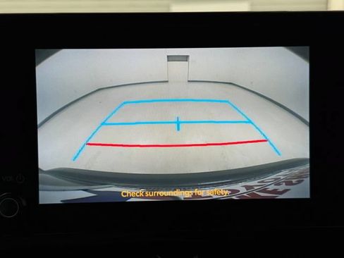 Used 2025 Toyota Corolla LE FWD image 21