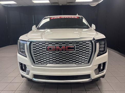 Used 2023 GMC Yukon Denali w/ Advanced Technology Package image 10
