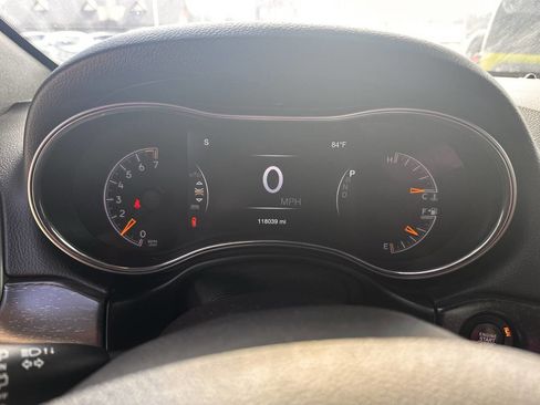 Used 2018 Jeep Grand Cherokee Limited image 13