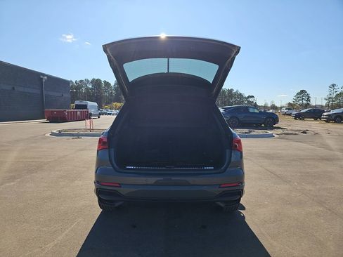 Used 2021 Audi Q3 2.0T Premium w/ Convenience Package image 15